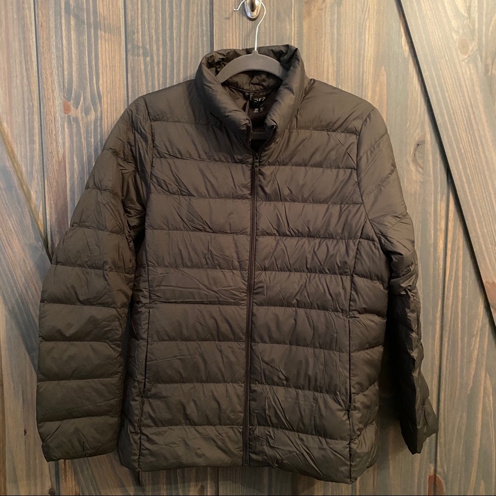 Uniqlo down ultra light packable jacket